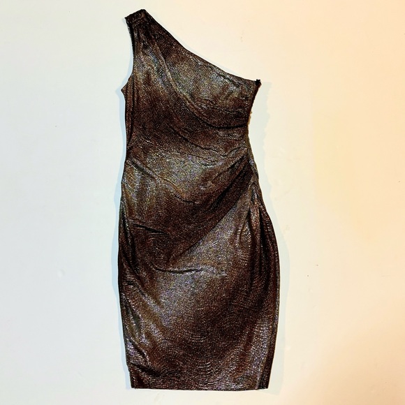 Maggy London Metallic One Shoulder Dress 6 - Picture 5 of 9